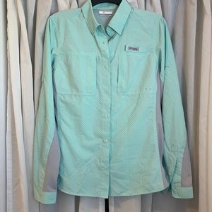 Columbia mint green fishing shirt - size M